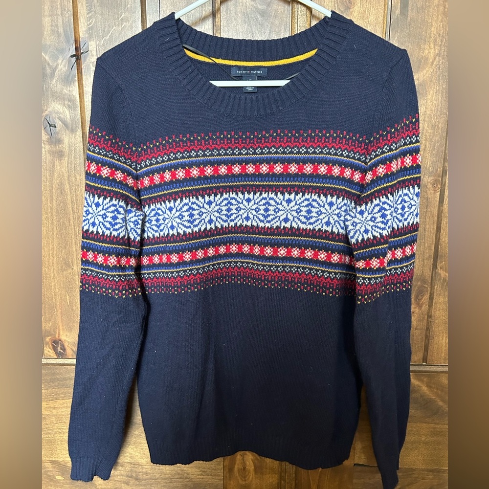 Tommy Hilfiger Women’s Winter Pattern Ski Sweater with Faux Suede Elbows, Large